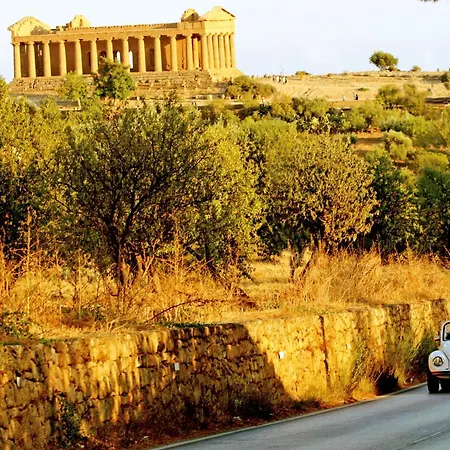 La Sedia Rossa Historical Centre شقة