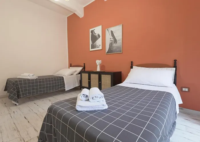 Apartamento La Sedia Rossa Historical Centre *