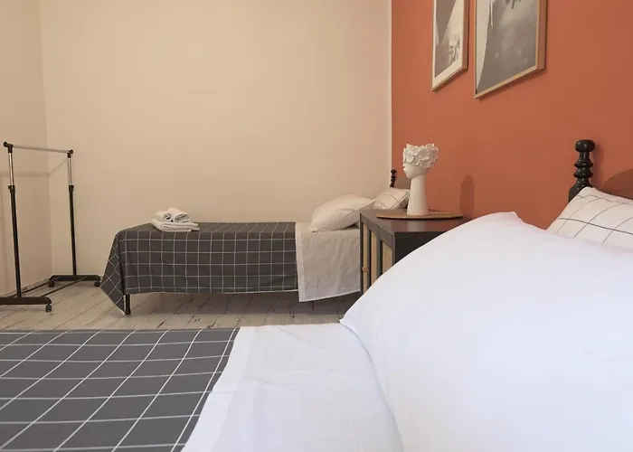 La Sedia Rossa Historical Centre Apartment