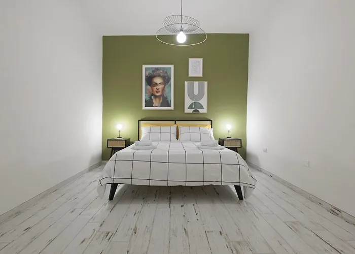 La Sedia Rossa Historical Centre