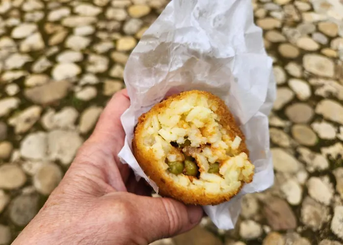 La Sedia Rossa Historical Centre *